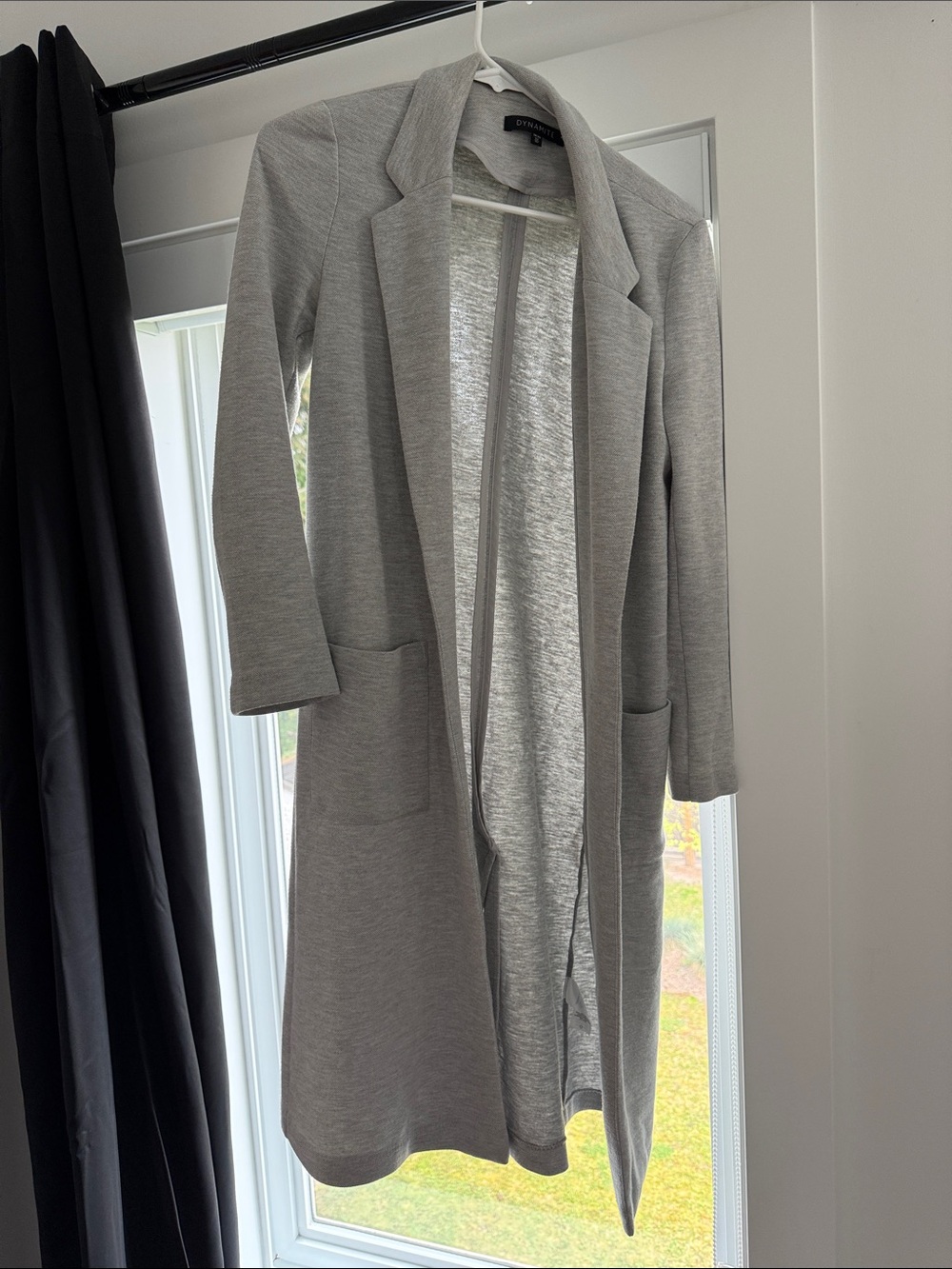Dynamite Light Gray Open-Front Knit Cardigan